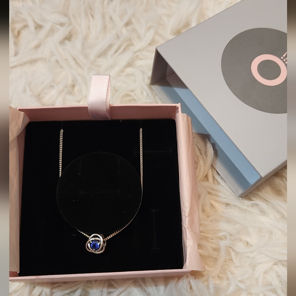 Pandora Elegant Silver Necklace with Blue Gemstone